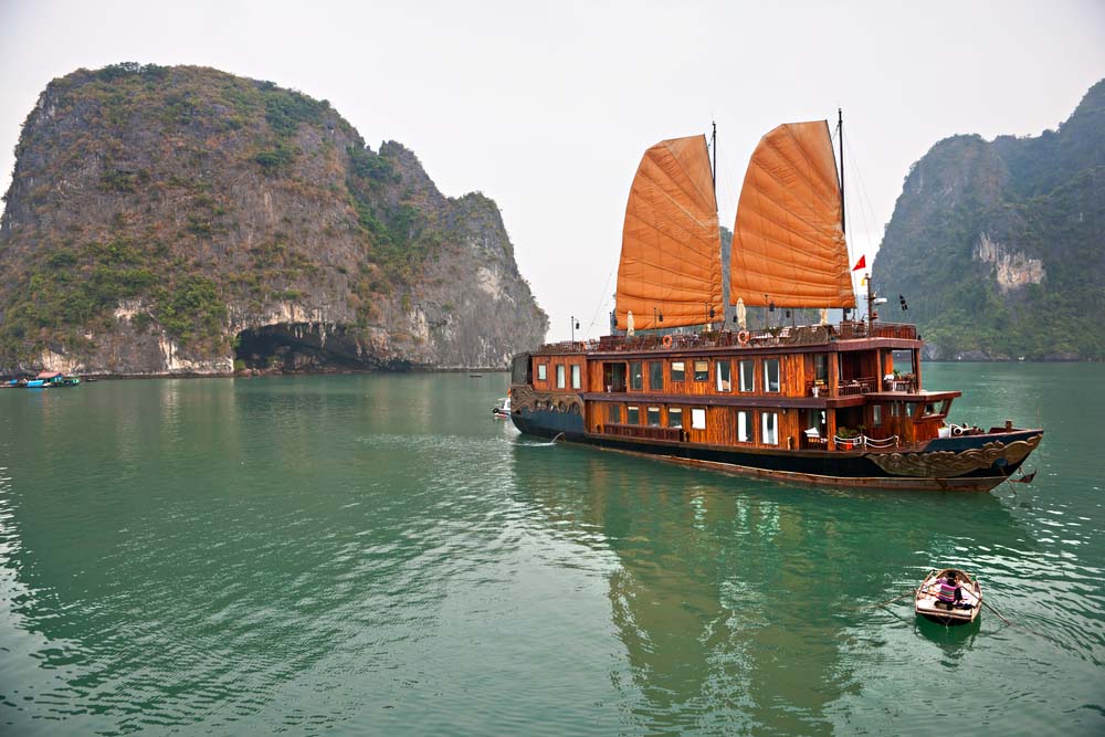 Ha Long Bay 5